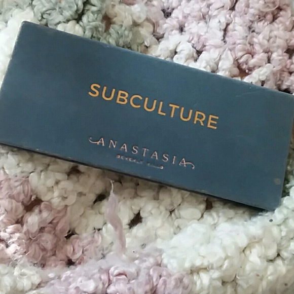 Anastasia Beverly Hills Subculture Pallet - Picture 2 of 3